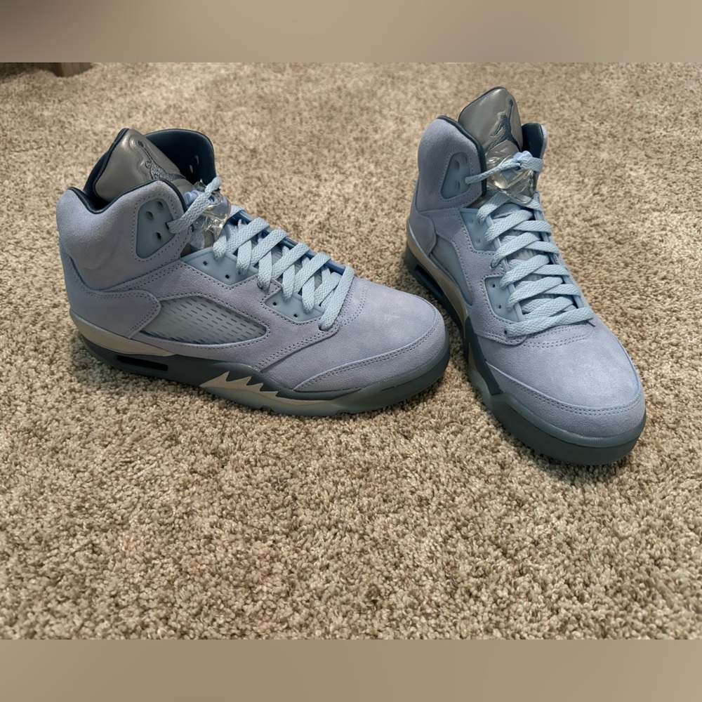 Air Jordan 5 Retro “Blue Bird”, Women’s size 8.5